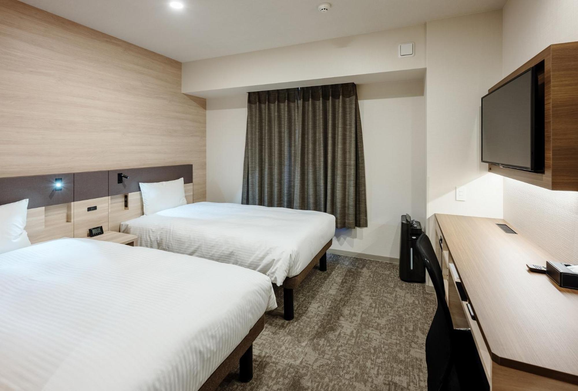 Smile Hotel Okayama Bagian luar foto